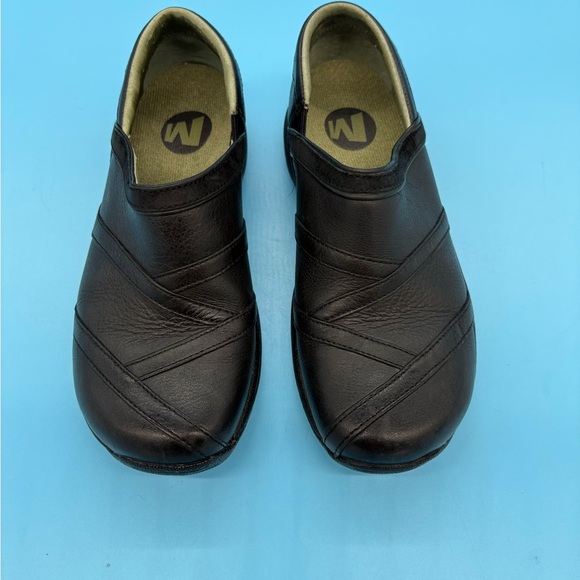 Merrell Encore Eclipse Women’s Black Leather Slip-On Mules Clogs Shoes Size 6 - Picture 1 of 7